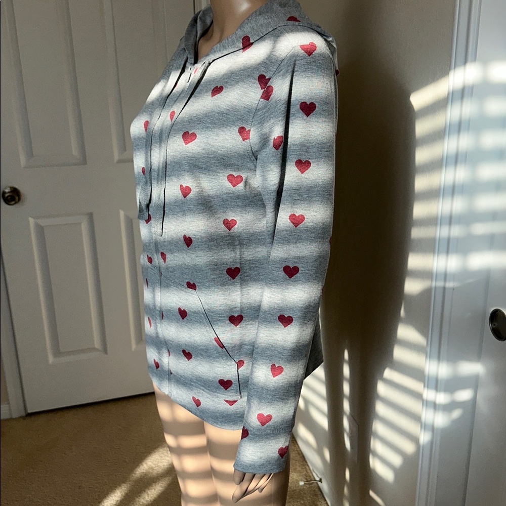 Style & Co. Gray Hoodie with Red Heart Pattern Size M. - Picture 2 of 16
